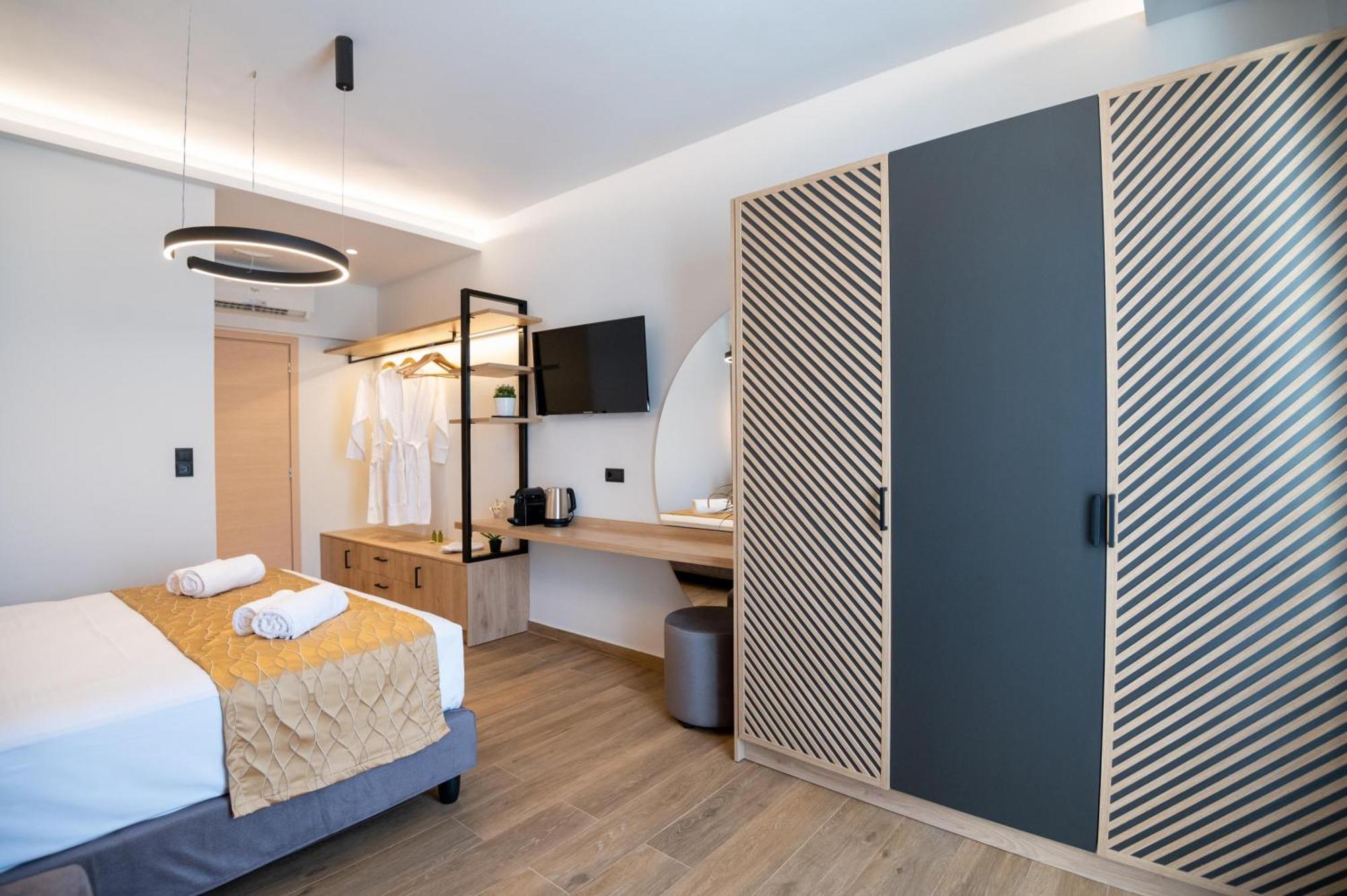 John & Mary Suites Ретимно Екстериор снимка