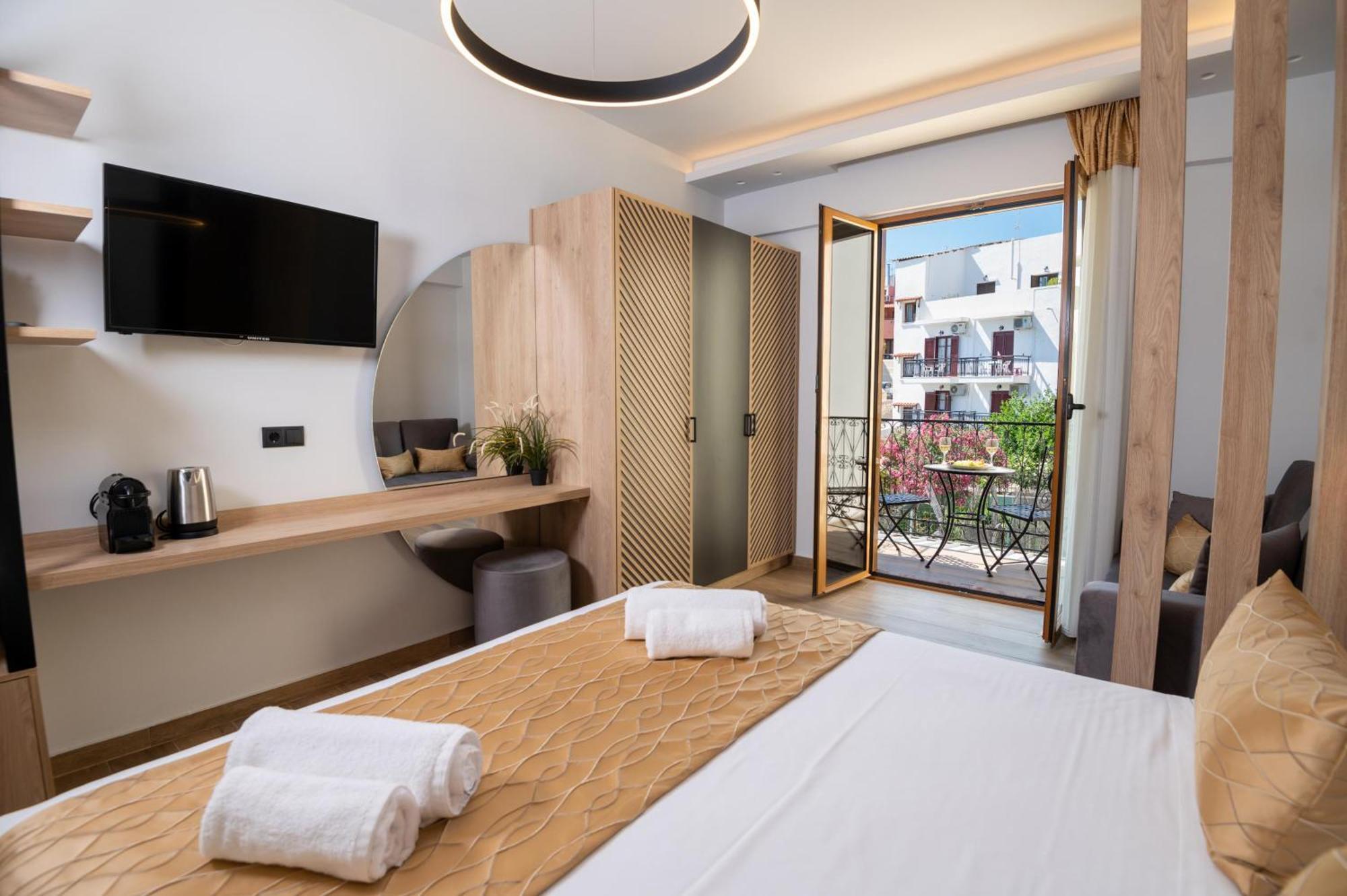 John & Mary Suites Ретимно Екстериор снимка