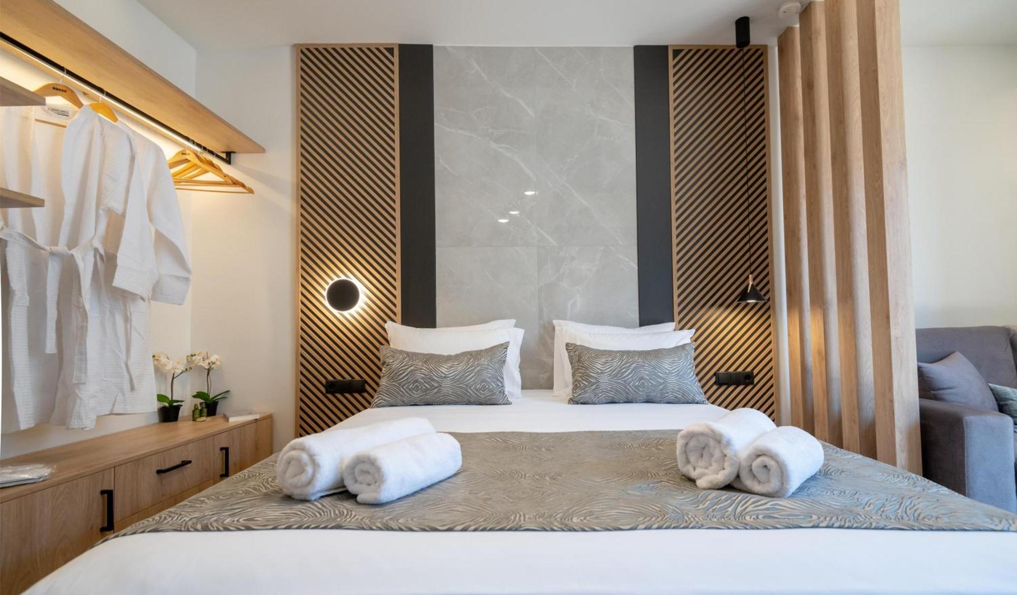 John & Mary Suites Ретимно Екстериор снимка