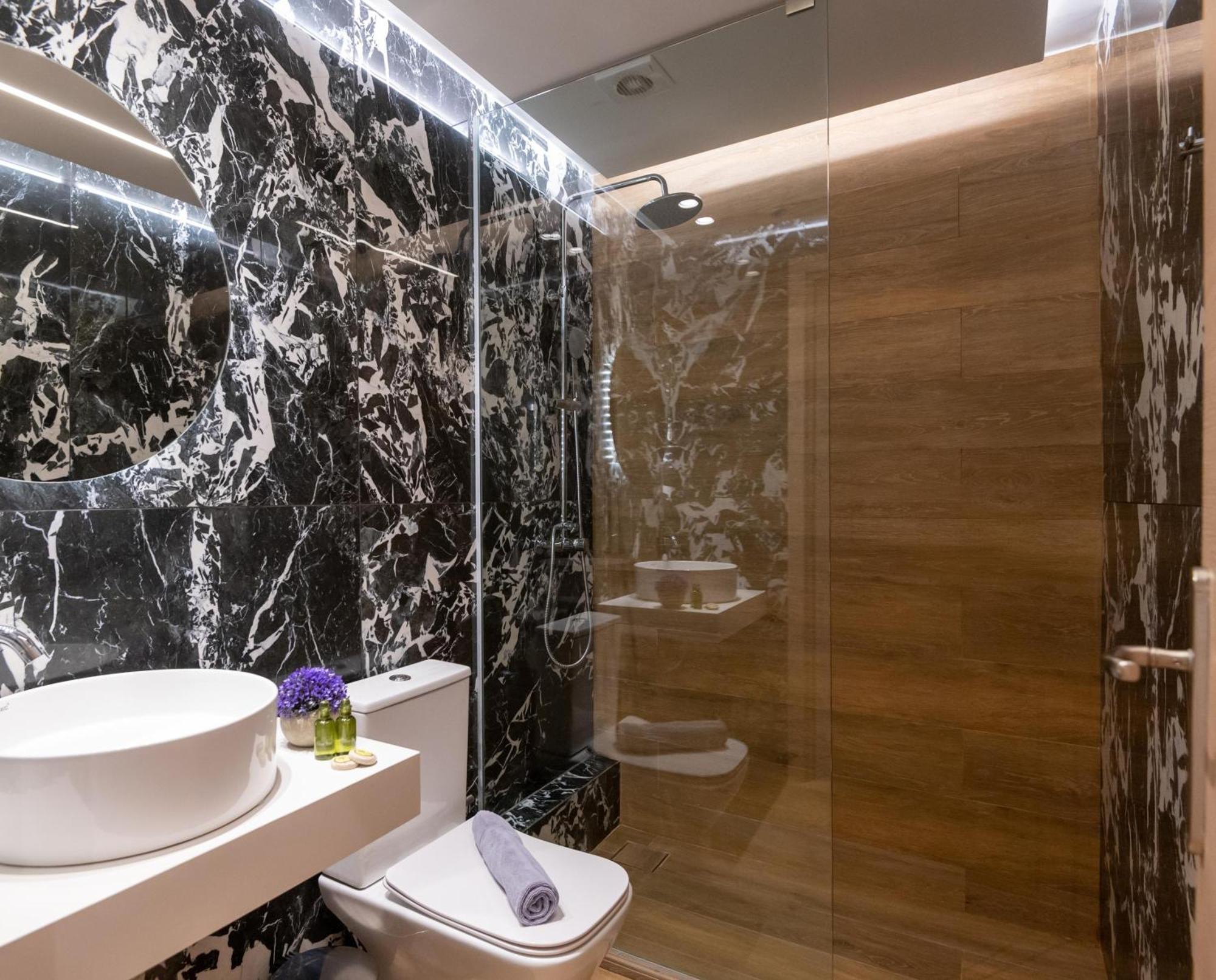 John & Mary Suites Ретимно Екстериор снимка