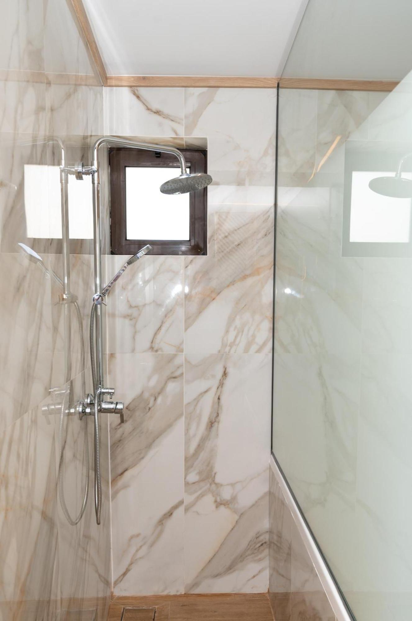 John & Mary Suites Ретимно Екстериор снимка